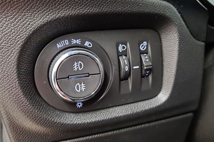 Opel Corsa vaihtoauto