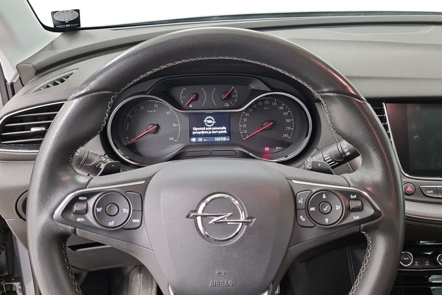 Opel Grandland X vaihtoauto