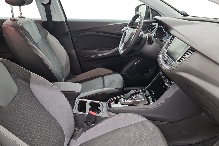 Opel Grandland X vaihtoauto