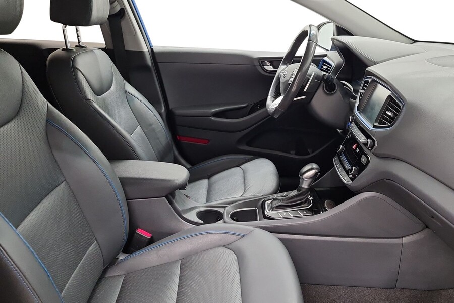 Hyundai IONIQ plug-in vaihtoauto