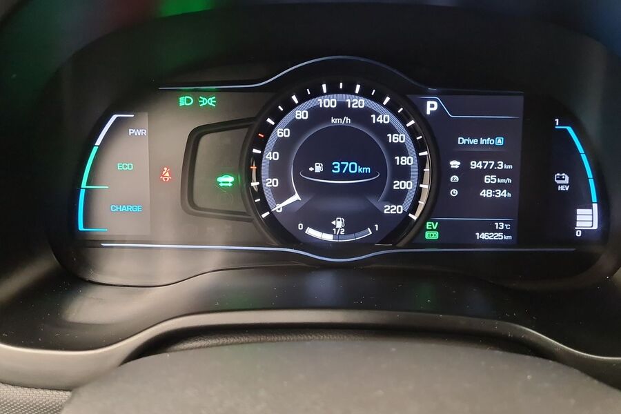 Hyundai IONIQ plug-in vaihtoauto