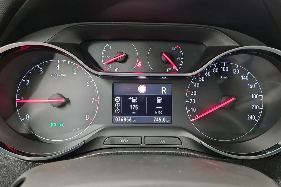 Opel Crossland X vaihtoauto