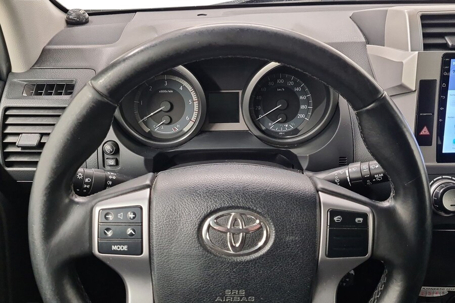 Toyota Land Cruiser vaihtoauto