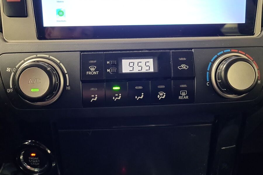 Toyota Land Cruiser vaihtoauto