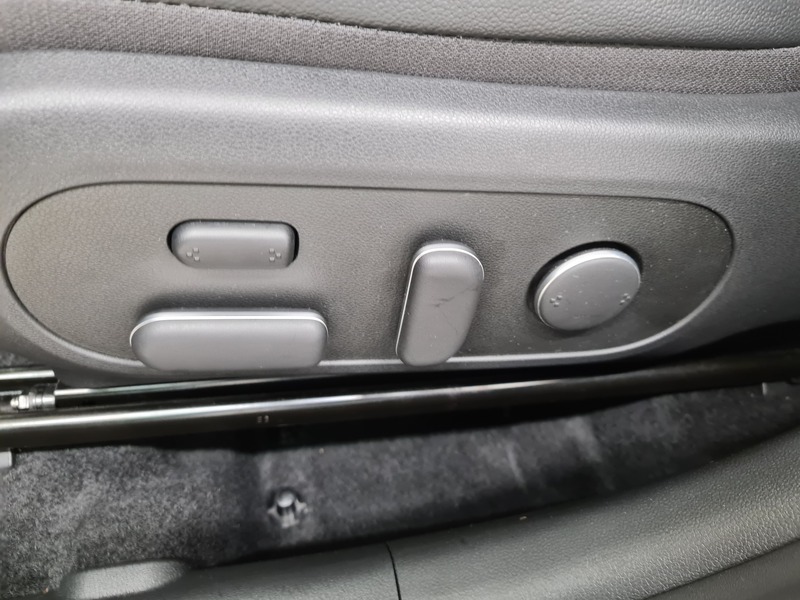 Hyundai KONA Hybrid vaihtoauto