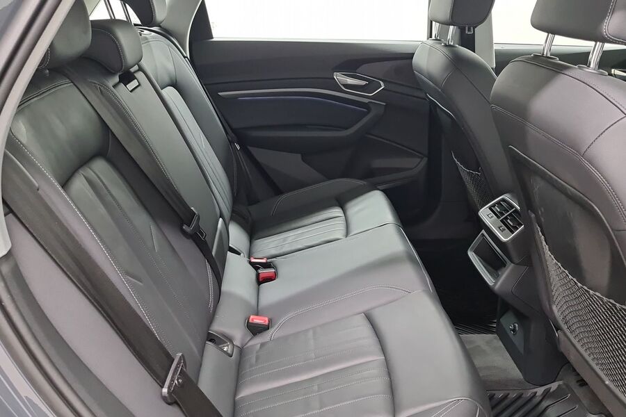 Audi Q8 e-tron vaihtoauto