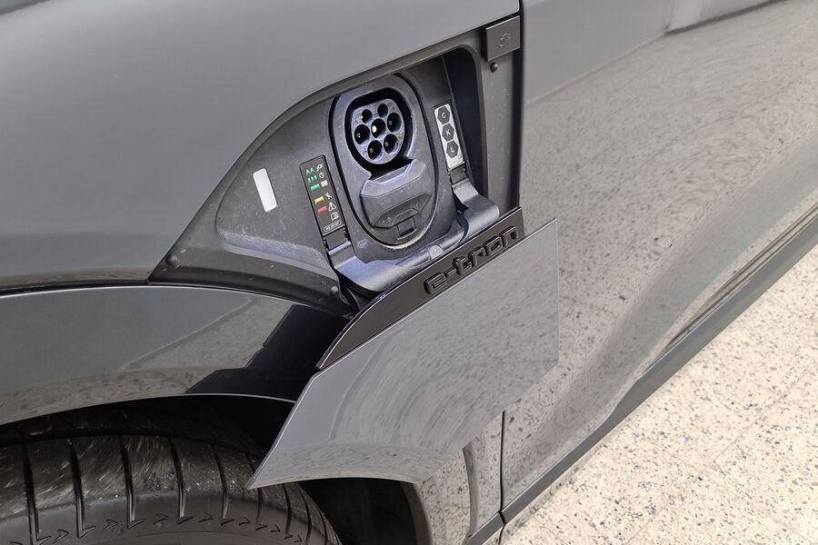 Audi Q8 e-tron vaihtoauto