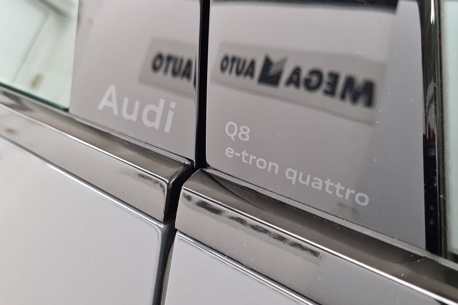 Audi Q8 e-tron vaihtoauto