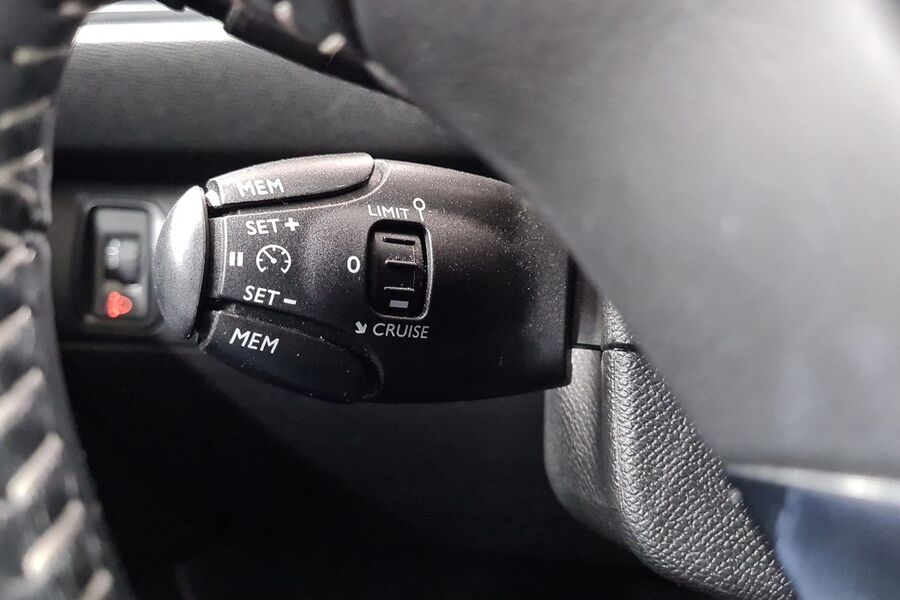 Peugeot 308 vaihtoauto