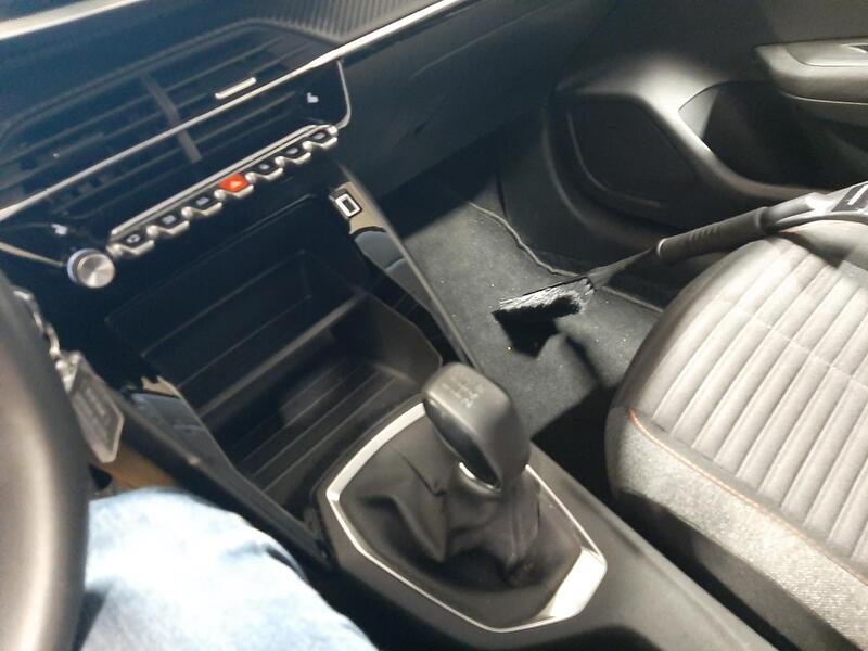 Peugeot 208 vaihtoauto