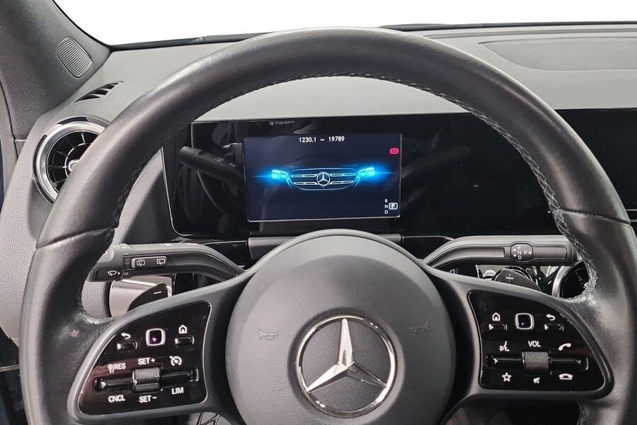 Mercedes-Benz GLA vaihtoauto