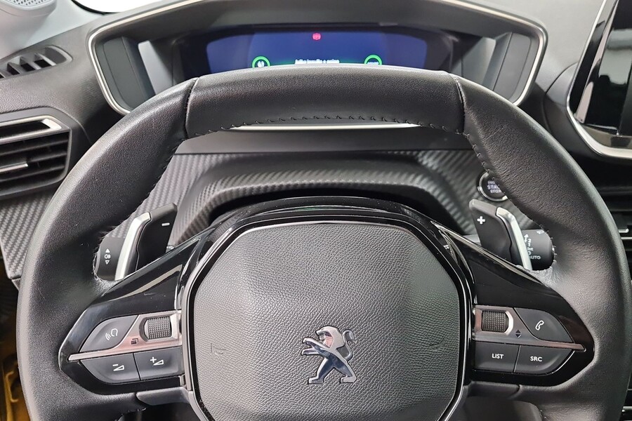 Peugeot 208 vaihtoauto