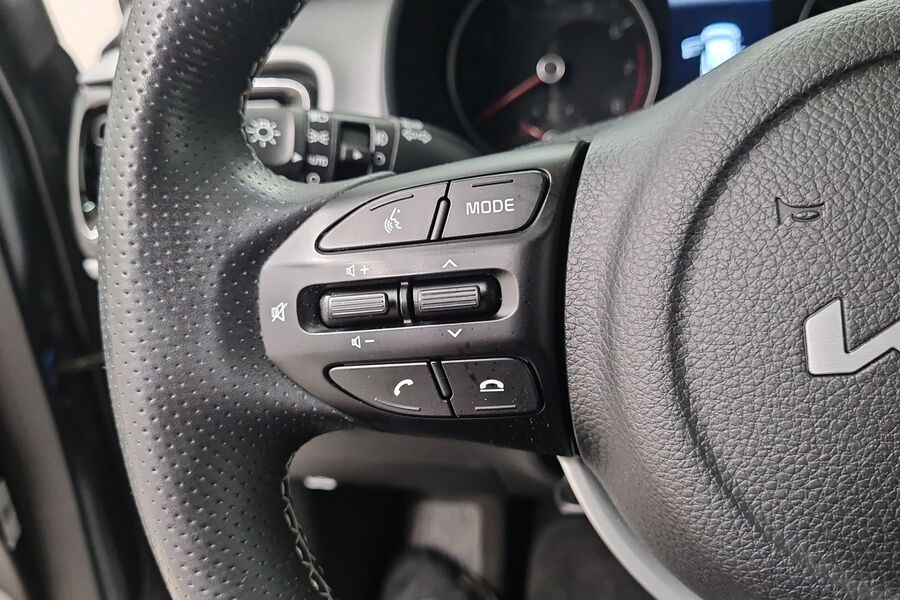 Kia Stonic vaihtoauto