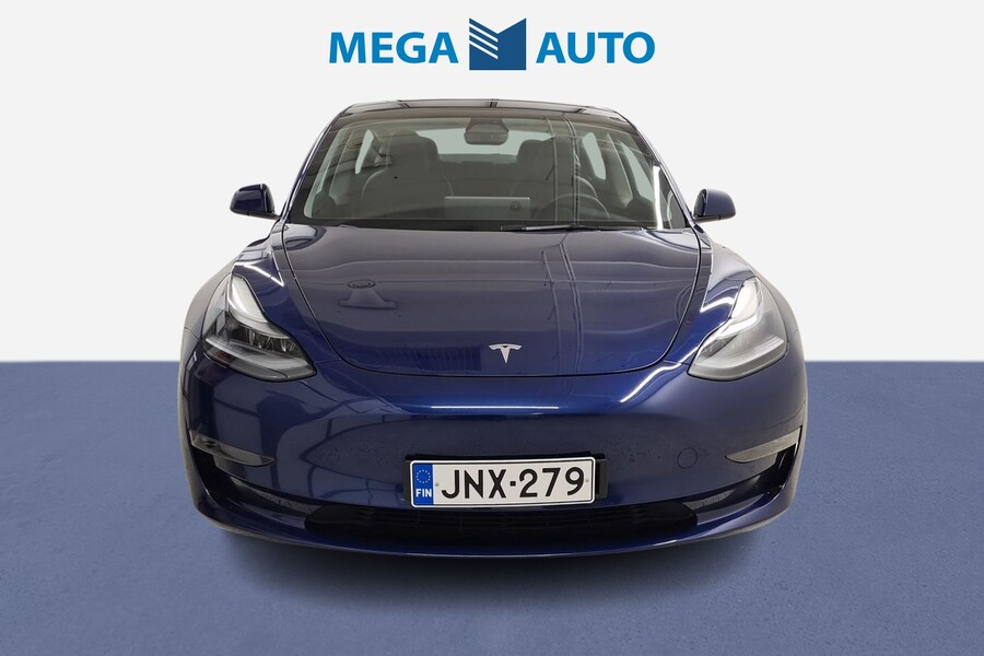 Tesla Model 3 vaihtoauto