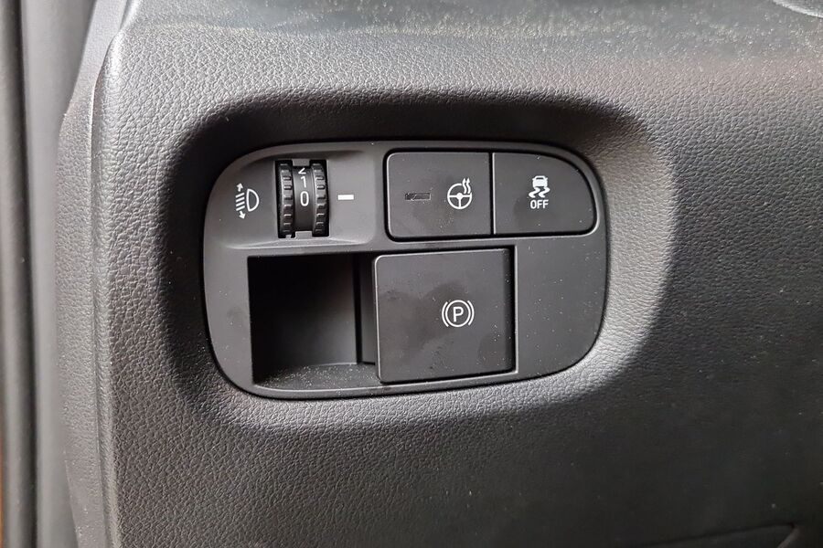 Hyundai INSTER vaihtoauto