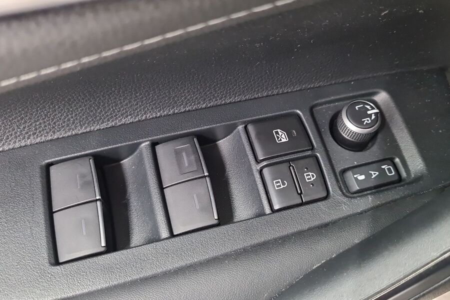 Suzuki Swace vaihtoauto