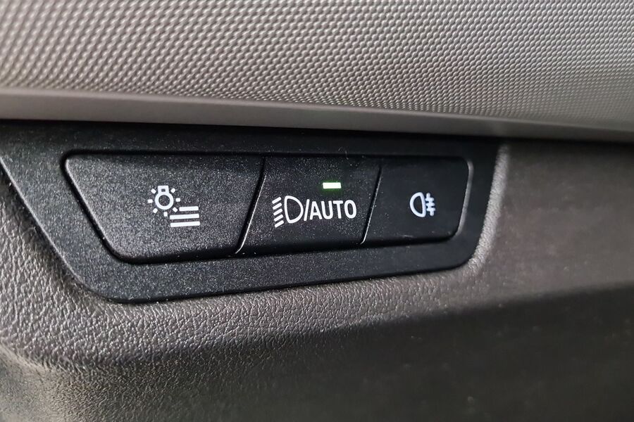 BMW iX1 vaihtoauto