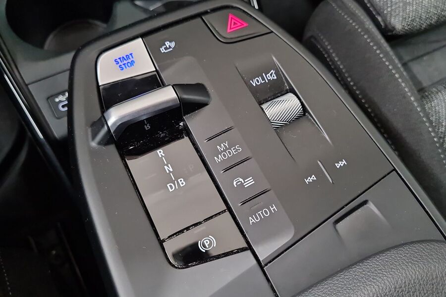 BMW iX1 vaihtoauto