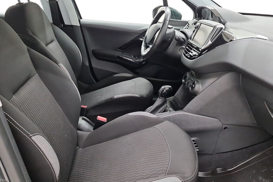 Peugeot 208 vaihtoauto