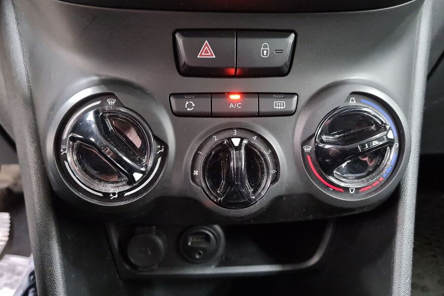 Peugeot 208 vaihtoauto