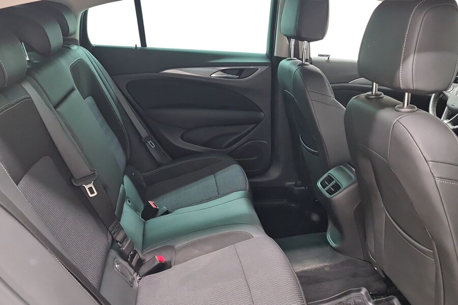 Opel Insignia vaihtoauto