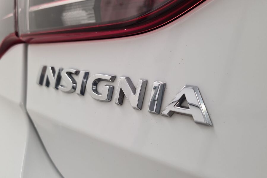 Opel Insignia vaihtoauto