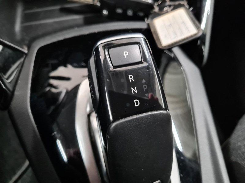 Peugeot 208 vaihtoauto