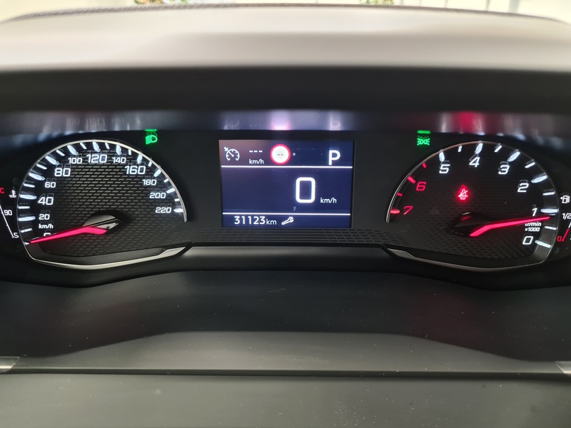Peugeot 208 vaihtoauto