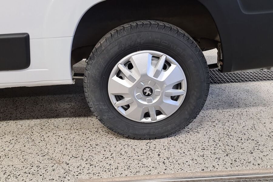 Peugeot Boxer vaihtoauto