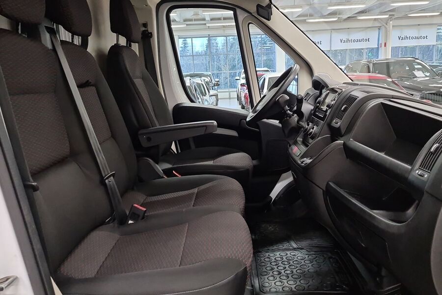 Peugeot Boxer vaihtoauto