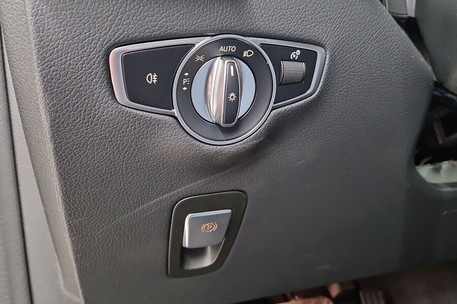 Mercedes-Benz EQC vaihtoauto