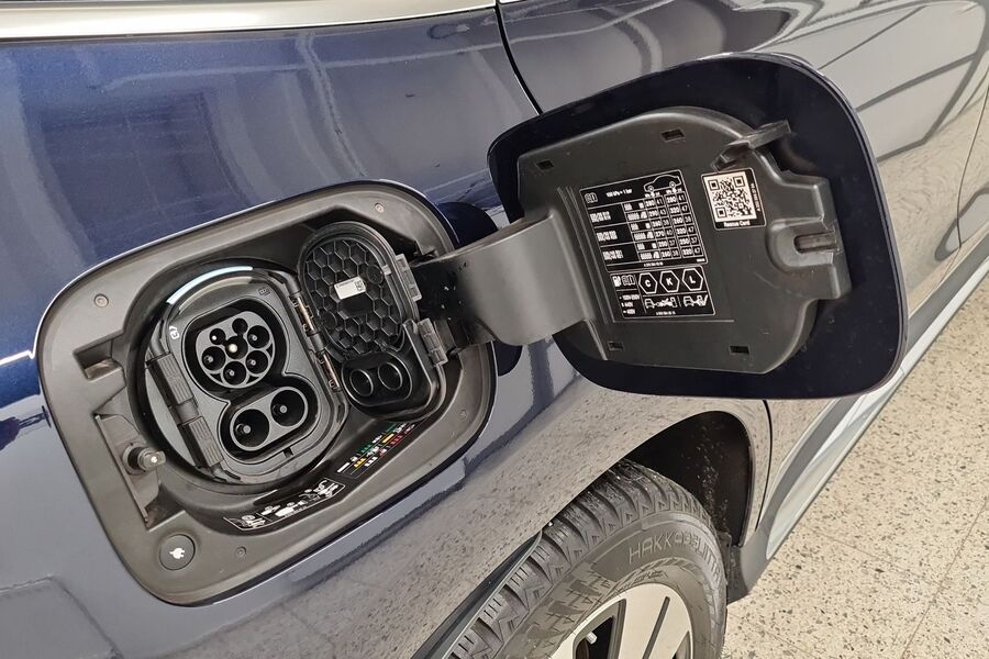 Mercedes-Benz EQC vaihtoauto