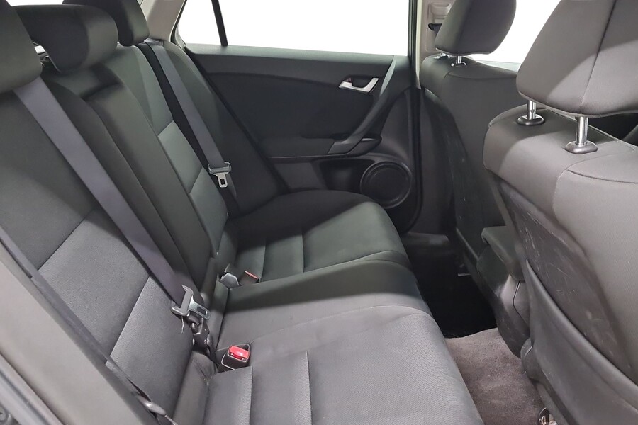 Honda Accord vaihtoauto