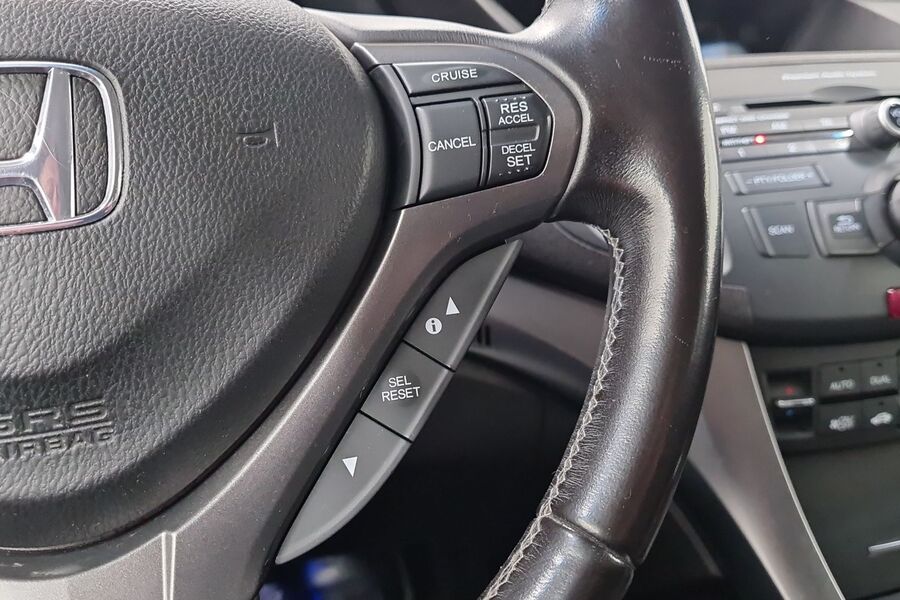 Honda Accord vaihtoauto