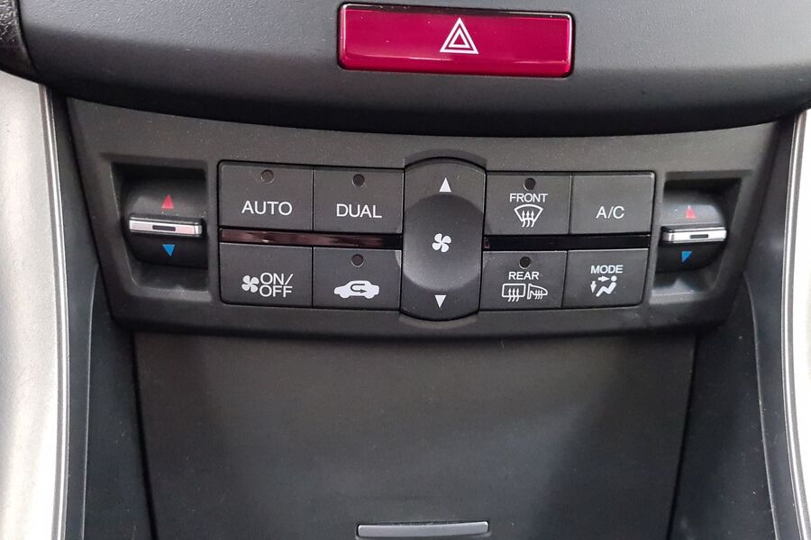 Honda Accord vaihtoauto