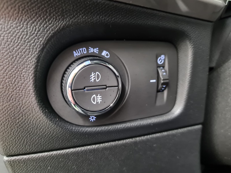 Opel Mokka-e vaihtoauto