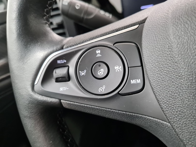 Opel Mokka-e vaihtoauto