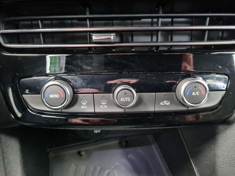 Opel Mokka-e vaihtoauto