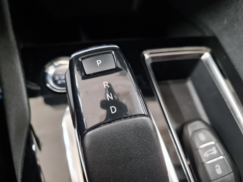 Peugeot 5008 vaihtoauto