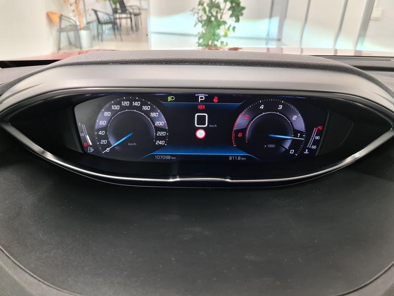 Peugeot 5008 vaihtoauto