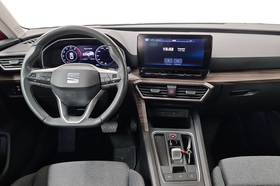 SEAT Leon Sportstourer vaihtoauto