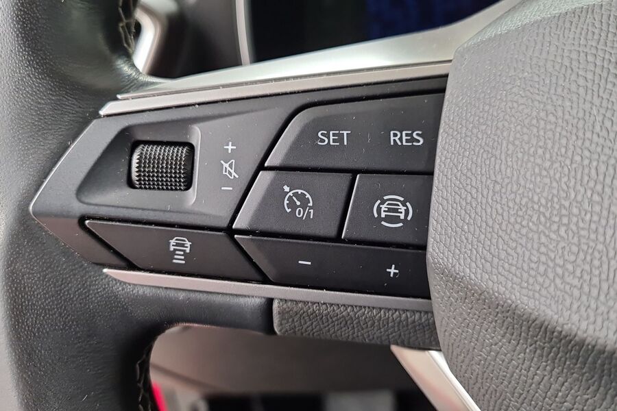 SEAT Leon Sportstourer vaihtoauto