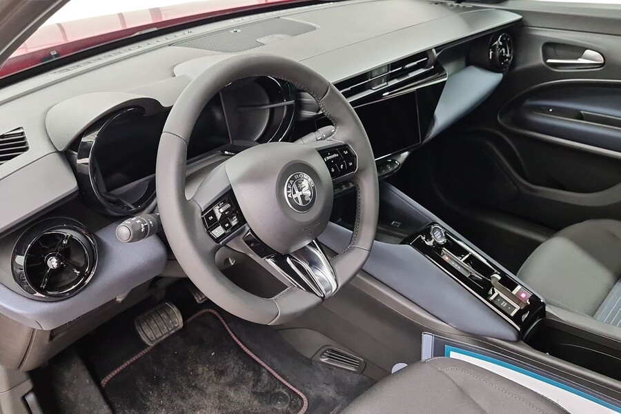 Alfa Romeo Junior vaihtoauto