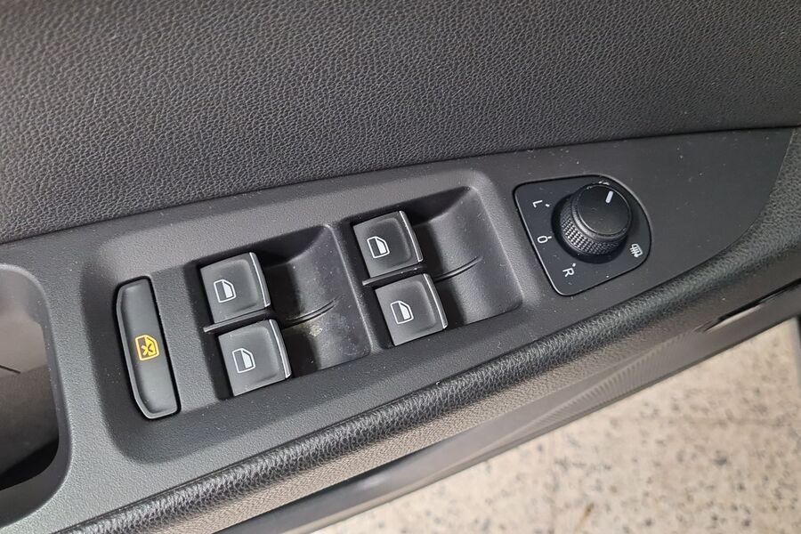 SEAT Leon vaihtoauto