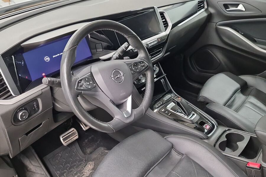 Opel Grandland vaihtoauto