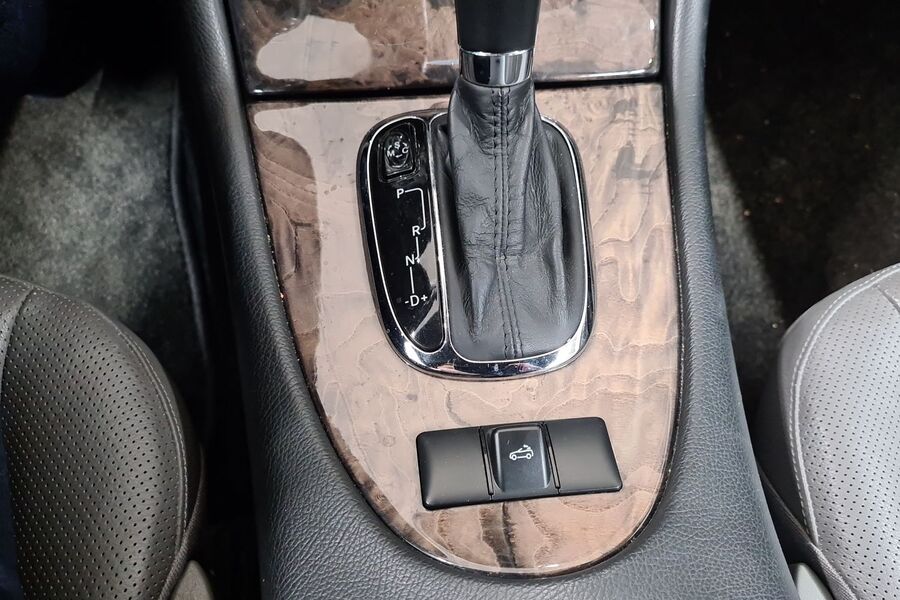 Mercedes-Benz CLK vaihtoauto