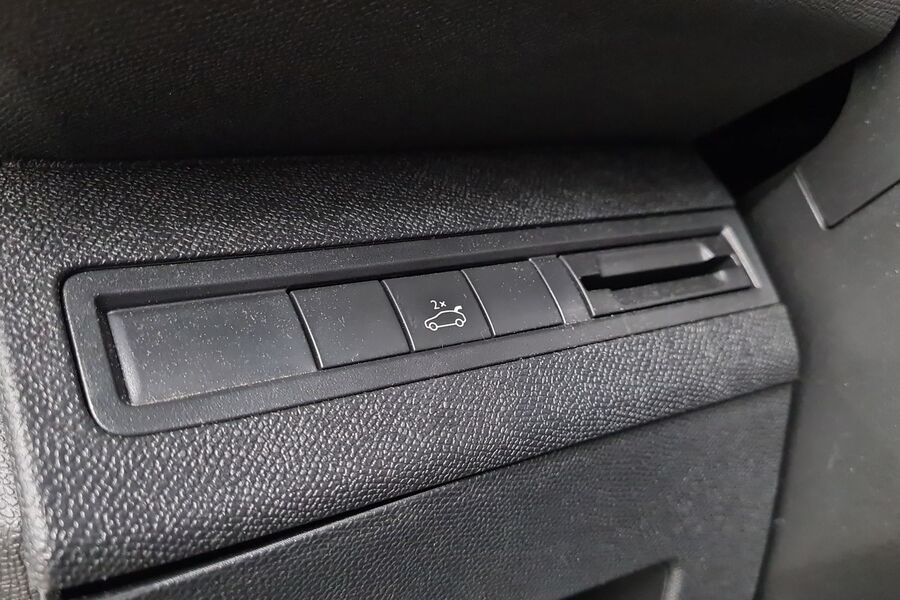 Peugeot 5008 vaihtoauto