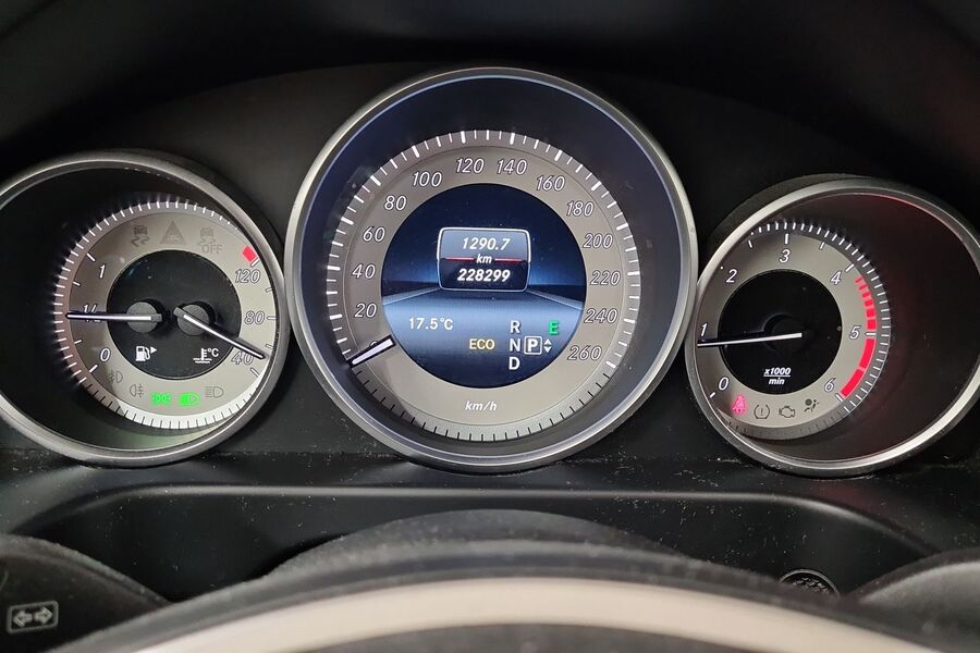 Mercedes-Benz E vaihtoauto