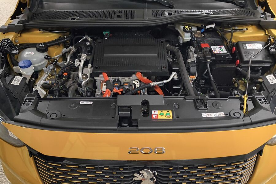 Peugeot e-208 vaihtoauto