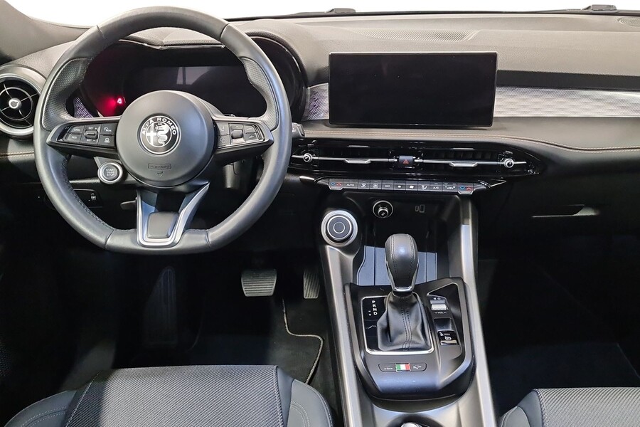 Alfa Romeo Tonale vaihtoauto